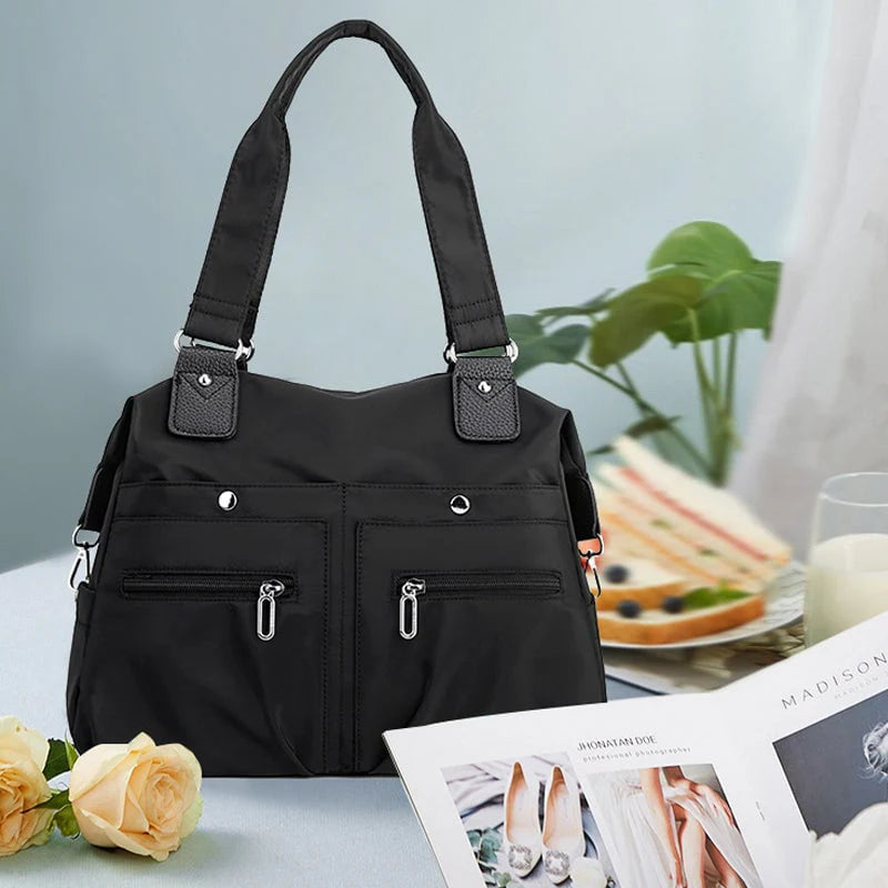 EVA™ Geräumige Umhängetasche aus wasserdichtem Nylon - Floraluxe